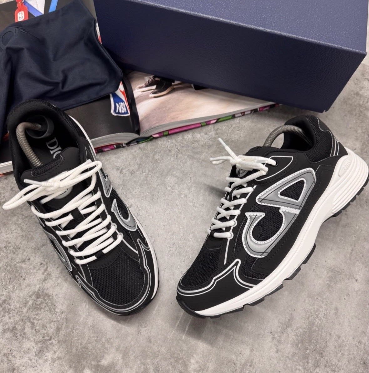 Door 30 Trainer Black